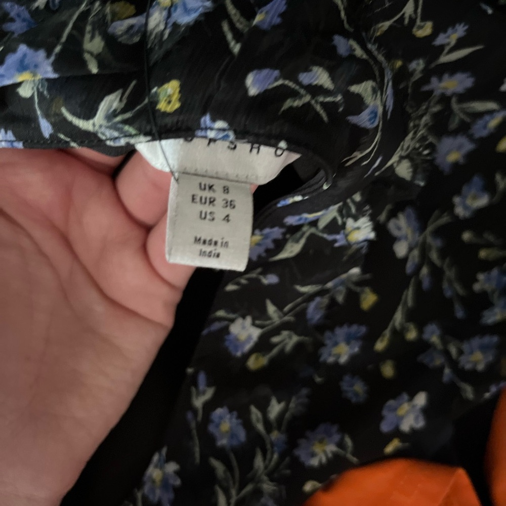 TOPSHOP Ruffle Halter Top In Blue Ditsy Floral-Multi - Picture 5 of 5